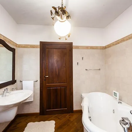 Semesterbostad Ca D'enrica